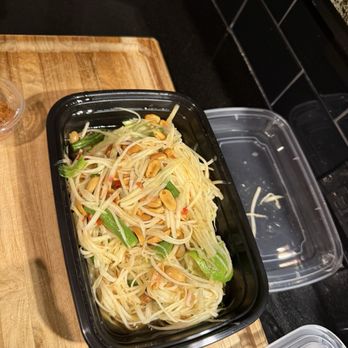 Daughter Thai Kitchen & Bar - Papaya salad - Thai Near Me - Denver, Colorado