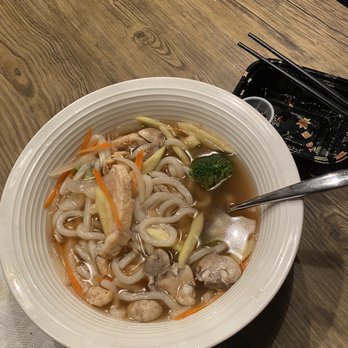 Nagomi - Sushi Bars Near Me - Glenside, Pennsylvania