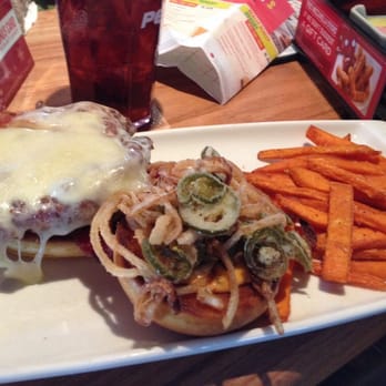 Applebee's Grill + Bar - Chef made this specifically for me! - American Near Me - Novi, Michigan Applebee's Grill + Bar - Chef made this specifically for me! - American Near Me - Novi, Michigan