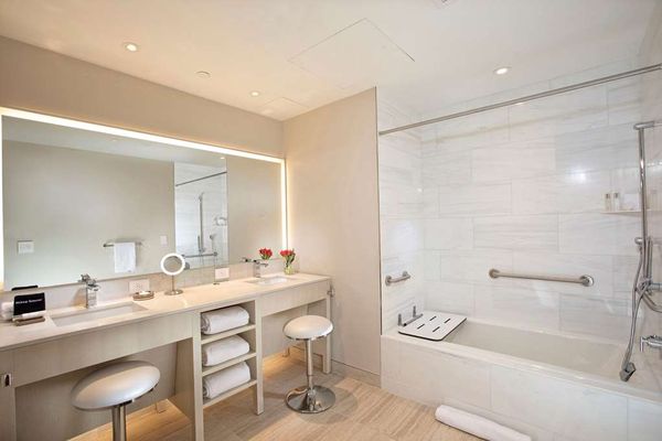 HALL Arts Hotel Dallas, Curio Collection by Hilton by null