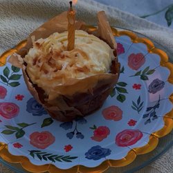 A La Heart Catering - carrot cake cupcake