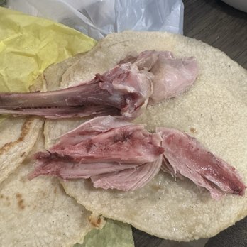 Villa Cariño Mexican Restaurant - Undercooked chicken - Mexican Near Me - La Puente, California Villa Cariño Mexican Restaurant - Undercooked chicken - Mexican Near Me - La Puente, California