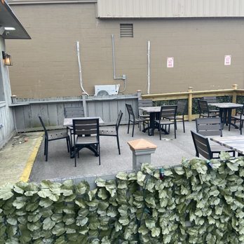 The Holistic Connection - Belle Meade - Outside patio - Coffee & Tea Near Me - Nashville, Tennessee The Holistic Connection - Belle Meade - Outside patio - Coffee & Tea Near Me - Nashville, Tennessee