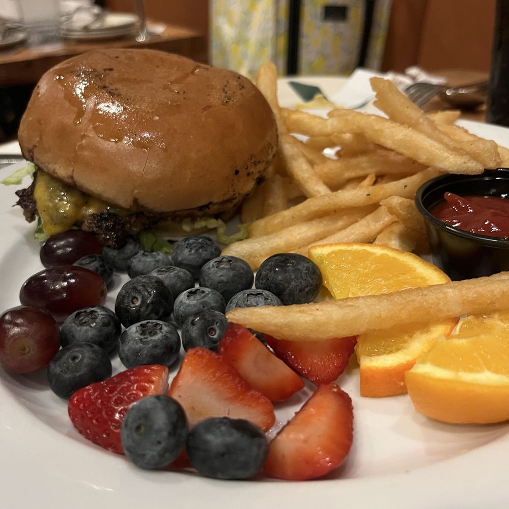 Rustic Table - Kids hamburger - Southern Near Me - Pawleys Island, South Carolina Rustic Table - Kids hamburger - Southern Near Me - Pawleys Island, South Carolina
