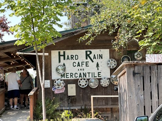 Hard Rain Cafe & Mercantile, 5763 Upper Hoh Rd, Forks, WA