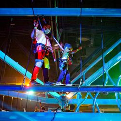 Area 53 - Families can enjoy the Ropes-Course toguether.