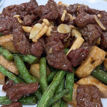 Ming Yuan Restaurant - 6/25 - Sautéed Beef Fillet W/ Mix Mushrooms - Dim Sum Near Me - Daly City, California Ming Yuan Restaurant - 6/25 - Sautéed Beef Fillet W/ Mix Mushrooms - Dim Sum Near Me - Daly City, California