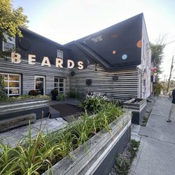Beards Coffee Bar & Bakery