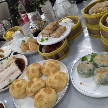 Honolulu Seafood Restaurant - Dim Sum - Dim Sum Near Me - Urban Honolulu, Hawaii Honolulu Seafood Restaurant - Dim Sum - Dim Sum Near Me - Urban Honolulu, Hawaii