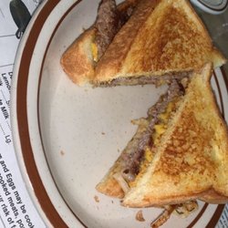 Lumber Mill Inn - Patty melt