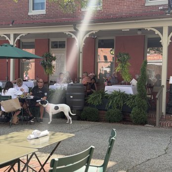 Atlantic Hotel - Outdoor dining - Hotels Near Me - Berlin, Maryland Atlantic Hotel - Outdoor dining - Hotels Near Me - Berlin, Maryland
