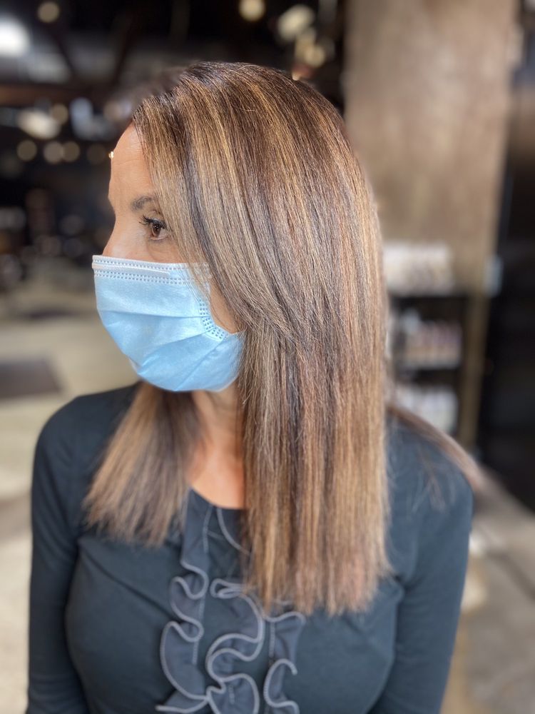 THE JUNCTION SALON & BAR - 88 Photos & 187 Reviews - 327 W Davie St