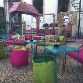 Lost In - Charming outdoor patio - Cocktail Bars Near Me - Lisbon, 11