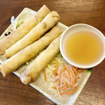 Noodles Pho U - 003. Fried Vietnamese Spring Rolls - Vietnamese Near Me - Lombard, Illinois