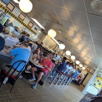 Waffle House - Interior - Breakfast & Brunch Near Me - Hagerstown, Maryland Waffle House - Interior - Breakfast & Brunch Near Me - Hagerstown, Maryland