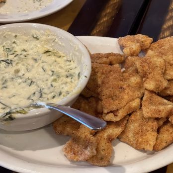Trapani's Eatery - Spinach & Artichoke dip with fried pasta - Cafes Near Me - Bay St Louis, Mississippi