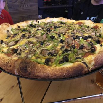 Paradise Park - Pizza Near Me - Chicago, Illinois