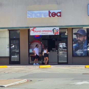 Sharetea - outside of store - look twd ocean in pkg lot - Bubble Tea Near Me - Aiea, Hawaii Sharetea - outside of store - look twd ocean in pkg lot - Bubble Tea Near Me - Aiea, Hawaii