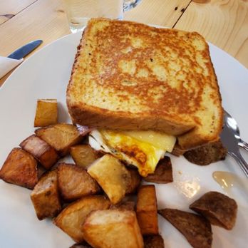 Kashas Kitchen Kittery - French Toast - Breakfast & Brunch Near Me - Kittery, Maine