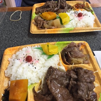 J-Shop - Sorry, we BOTH wanted the same bentos...we didn't have to ask "Where's the beef"! - International Grocery Near Me - Honolulu, Hawaii