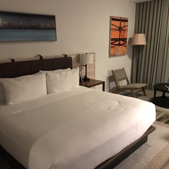 The Perry Hotel & Marina - King bed - Hotels Near Me - Key West, Florida The Perry Hotel & Marina - King bed - Hotels Near Me - Key West, Florida