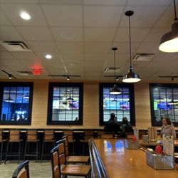 Broadway Bowl - Bar area