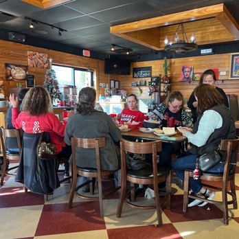 El Nopal Tapatio - The dining room... - Mexican Near Me - Searcy, Arkansas El Nopal Tapatio - The dining room... - Mexican Near Me - Searcy, Arkansas