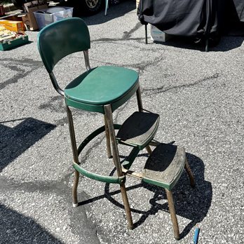 Beacon Flea Market - Real '50's vintage - Antiques Near Me - Beacon, New York