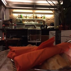 Cafe Latour - Sehr nettes ambiente, kurze knackige (und lecker anmutende) mittag- & abendkarte