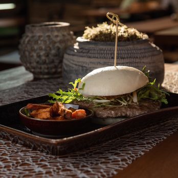 La Che - Bao Burger - Pan Asian Near Me - Leipzig, SN