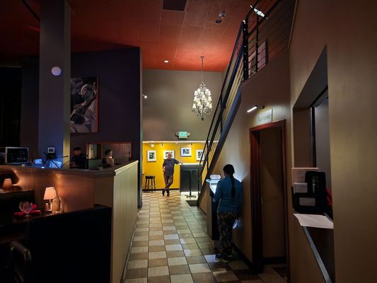 Dimitriou's Jazz Alley by null
