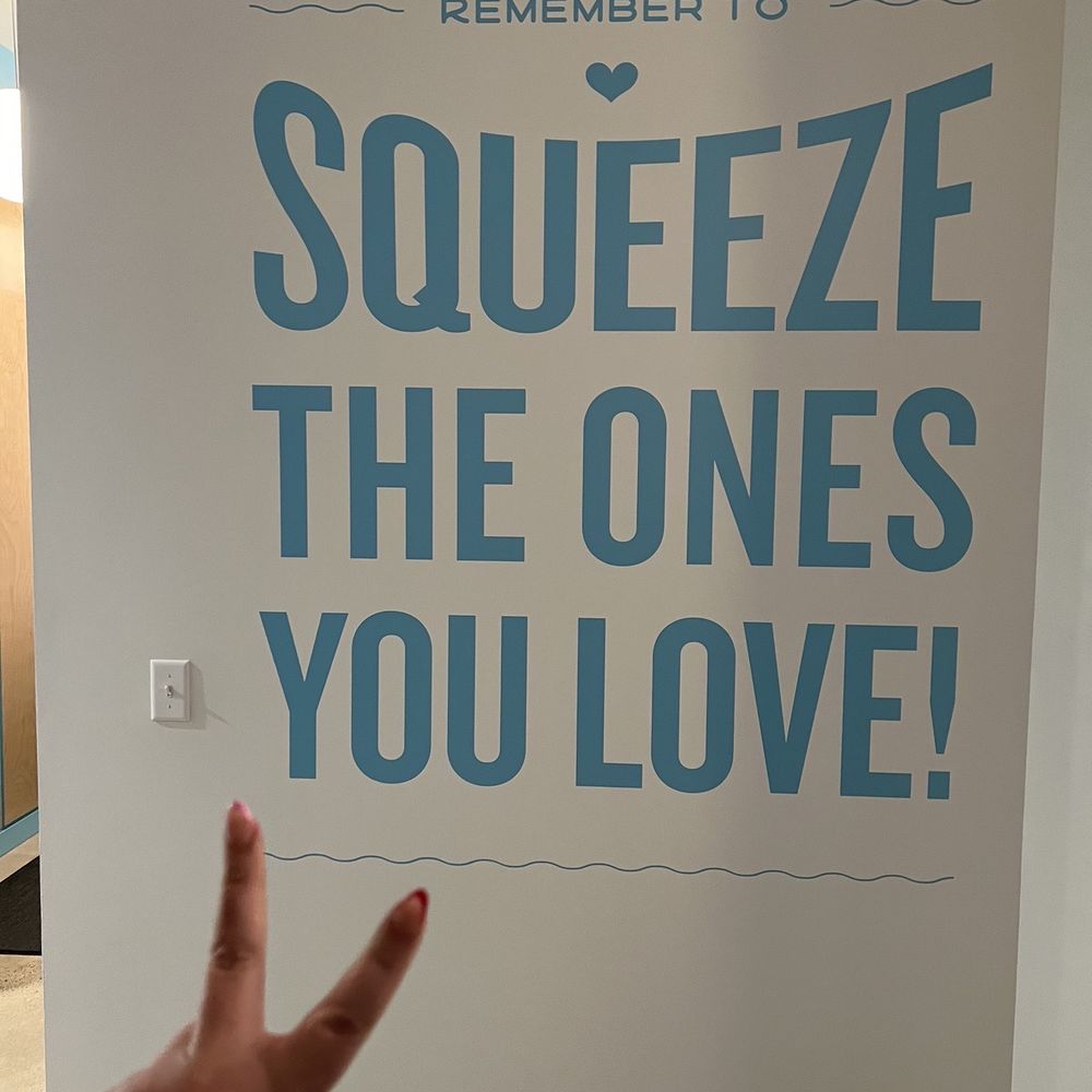 Squeeze Massage - Waiting area sign - Massage Near Me - Rogers, Arkansas Squeeze Massage - Waiting area sign - Massage Near Me - Rogers, Arkansas