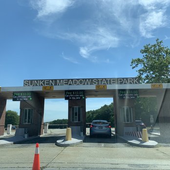 Pavilion at Sunken Meadow - First Visit to Sunken Meadow State Park. - Parks Near Me - Kings Park, New York