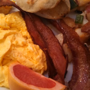 Mo's Grill - Trying to be normal and order breakfast instead of a hamburger like I really wanted - Burgers Near Me - San Francisco, California Mo's Grill - Trying to be normal and order breakfast instead of a hamburger like I really wanted - Burgers Near Me - San Francisco, California