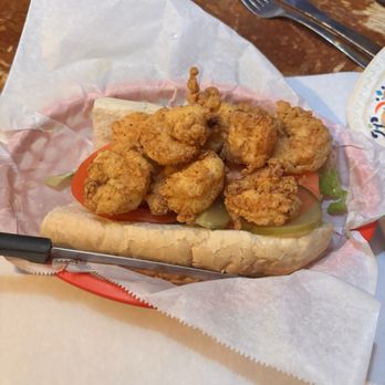 The Flying Harpoon - Delicious satisfying po boy - Dive Bars Near Me - Port St. Joe, Florida