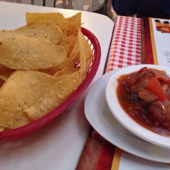 Tia Queta - Complimentary chips and salsa - Mexican Near Me - Bethesda, Maryland Tia Queta - Complimentary chips and salsa - Mexican Near Me - Bethesda, Maryland