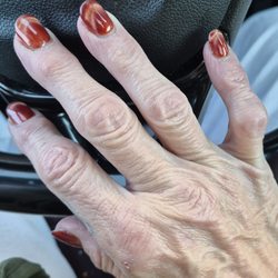Bee Nails