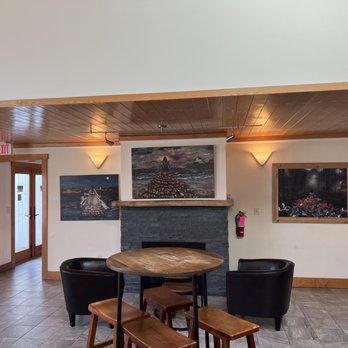 Stonington Vineyards Inc - Wineries Near Me - Stonington, Connecticut