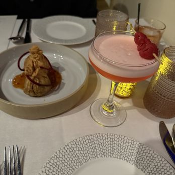 Carytown Indian Cuisine - My cocktail and the samosas - Indian Near Me - Richmond, Virginia Carytown Indian Cuisine - My cocktail and the samosas - Indian Near Me - Richmond, Virginia