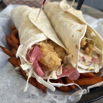 DJ's Clam Shack - Fish tacos - mahi mahi - Seafood Near Me - Key West, Florida DJ's Clam Shack - Fish tacos - mahi mahi - Seafood Near Me - Key West, Florida