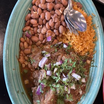 Que onda tacobar - Birria plate - Tacos Near Me - Pinole, California Que onda tacobar - Birria plate - Tacos Near Me - Pinole, California