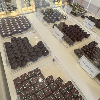 Woodhouse Chocolate - Chocolatiers & Shops Near Me - Saint Helena, California Woodhouse Chocolate - Chocolatiers & Shops Near Me - Saint Helena, California