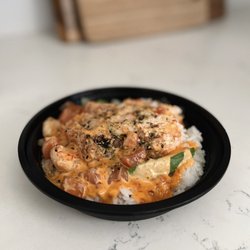 Poke Haus - Instagram @friesandchives