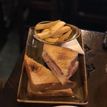 Kyteler's Inn - Ham & Ballymaloe Relish - Pubs Near Me - Kilkenny, KK Kyteler's Inn - Ham & Ballymaloe Relish - Pubs Near Me - Kilkenny, KK