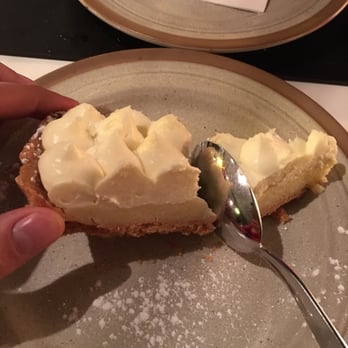 Bar Tomate - Lemon pie! - Signature Cuisine Near Me - Madrid, M