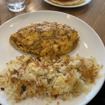 5800 North Cafe - Created the omelette with Chorizo and chihuahua cheese. Side of hash browns, pancakes. - Breakfast & Brunch Near Me - Chicago, Illinois