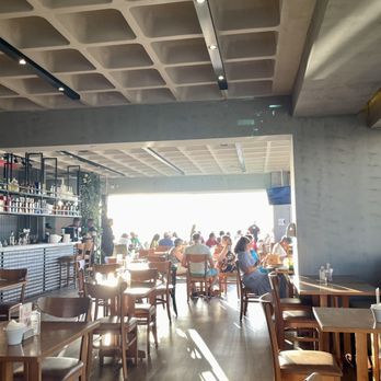 sky bar - Indoor seating - Lounges Near Me - Altiplano Cabo Branco, PB