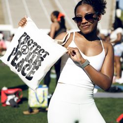 Split Rebel Yoga - Protect you peace yoga merchandise
