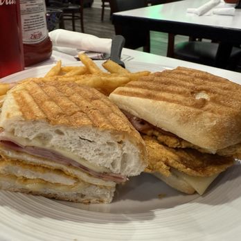 City Cafe Diner - Cordon bleu panini - Diners Near Me - Chattanooga, Tennessee