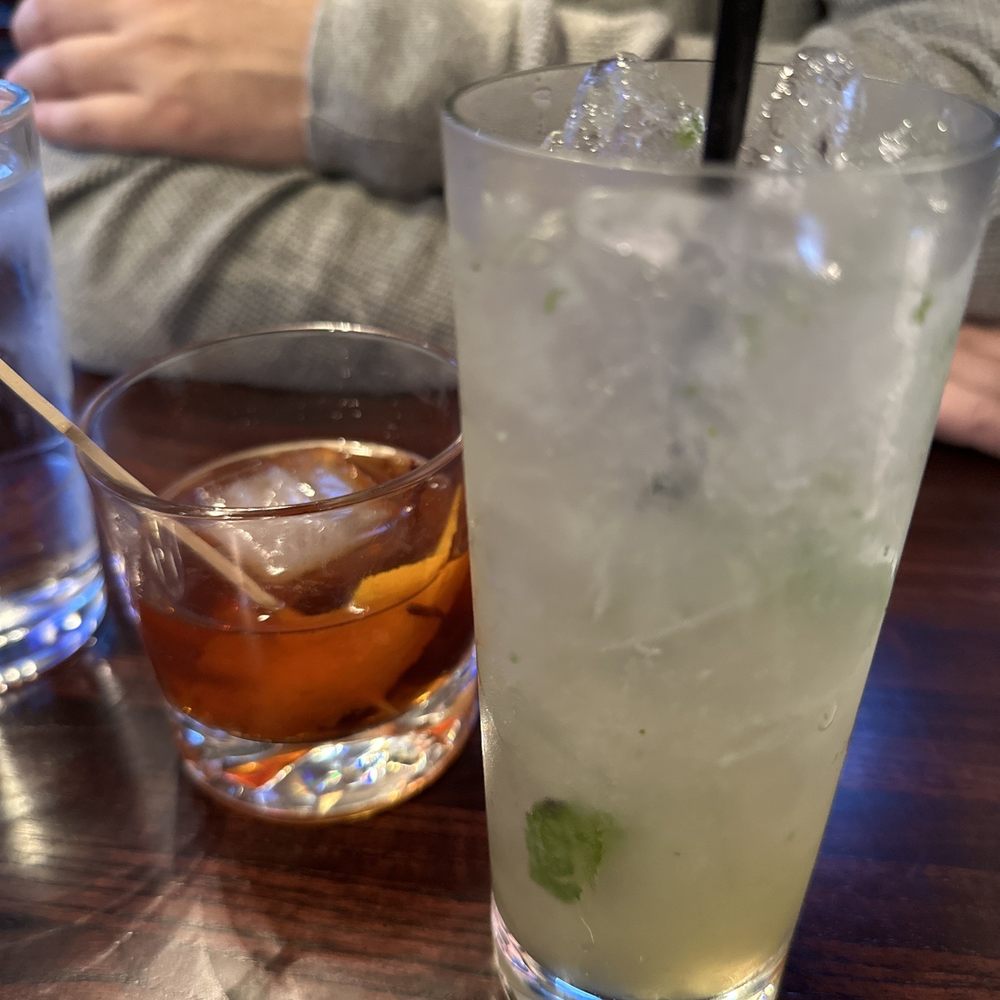 Wyld Pines Bar & Restaurant - Smoked Old Fashioned & U-Pick Peach Farm - Pubs Near Me - Camas, Washington Wyld Pines Bar & Restaurant - Smoked Old Fashioned & U-Pick Peach Farm - Pubs Near Me - Camas, Washington